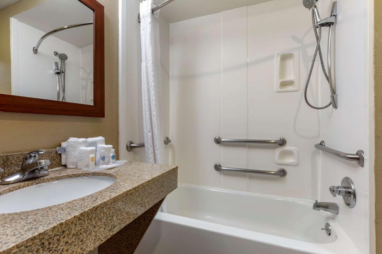 Comfort Suites Waco Near University Area Εξωτερικό φωτογραφία