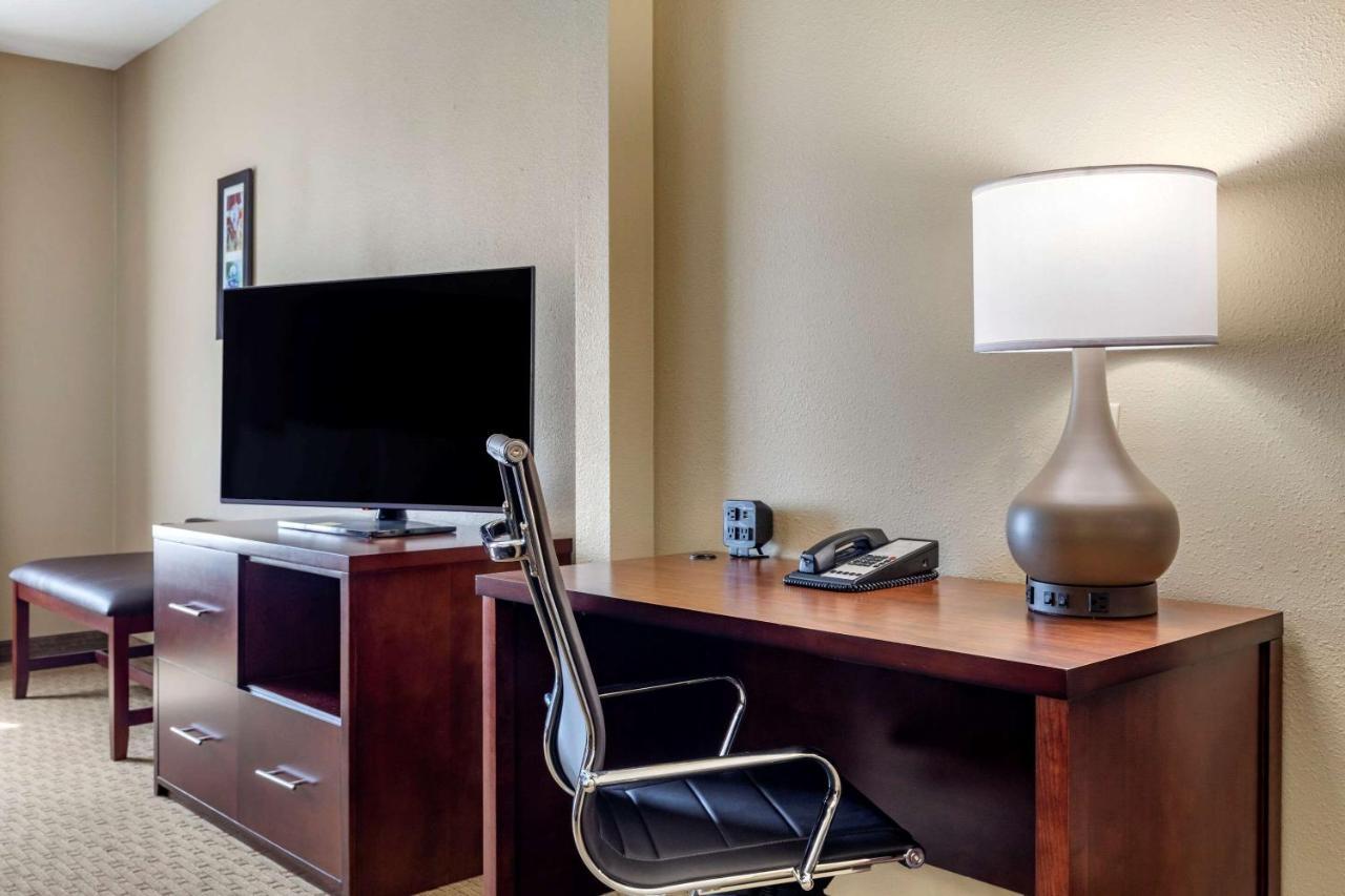 Comfort Suites Waco Near University Area Εξωτερικό φωτογραφία