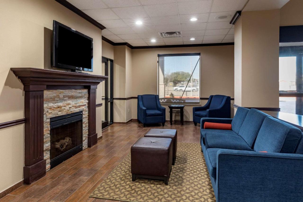 Comfort Suites Waco Near University Area Εξωτερικό φωτογραφία