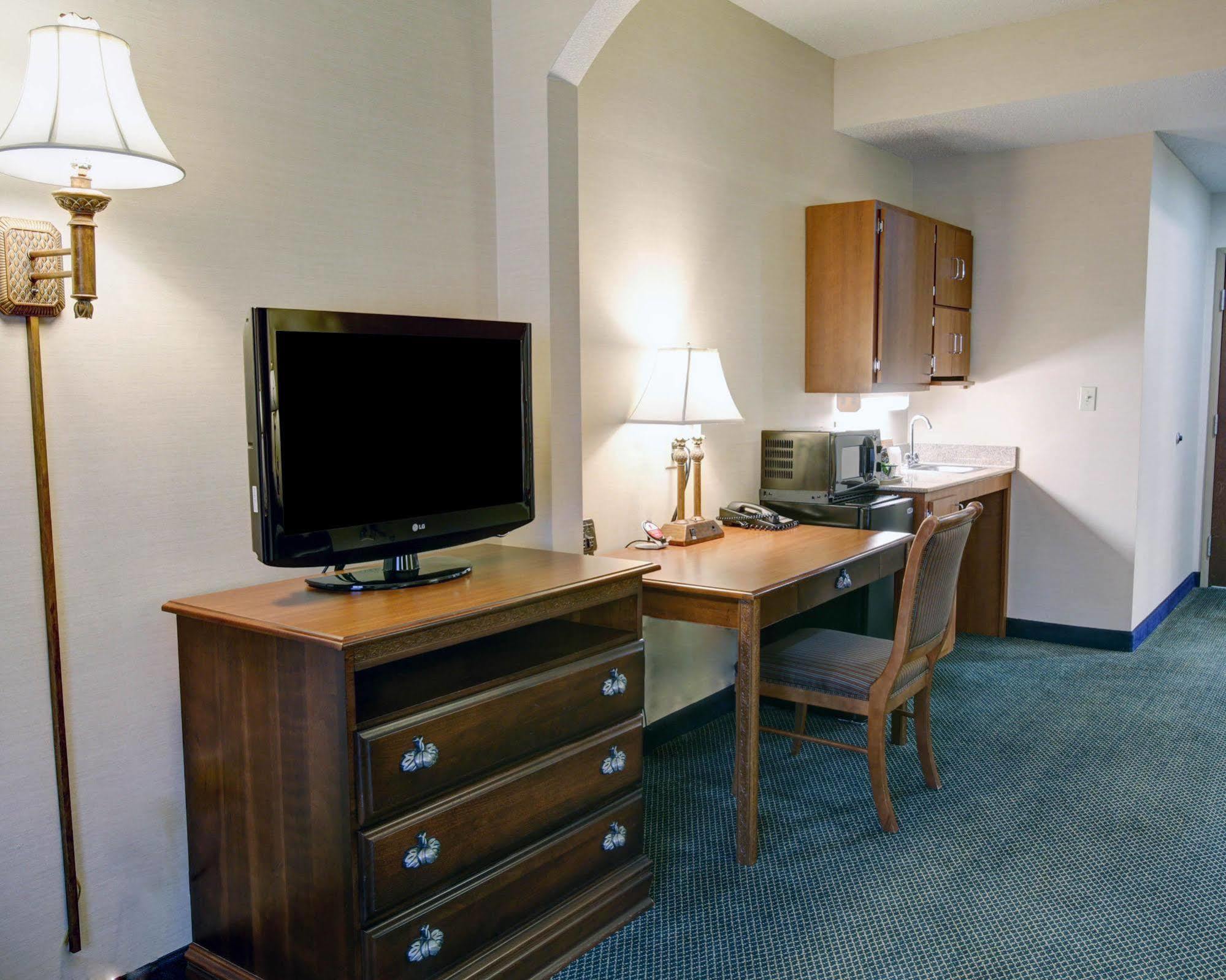 Comfort Suites Waco Near University Area Εξωτερικό φωτογραφία